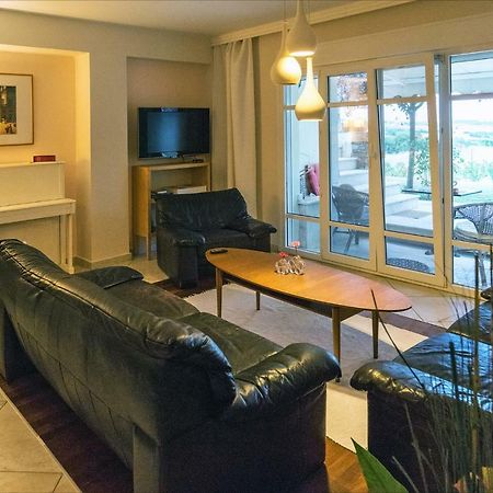 Lovely Apartm.Near Airport Kardia Экстерьер фото