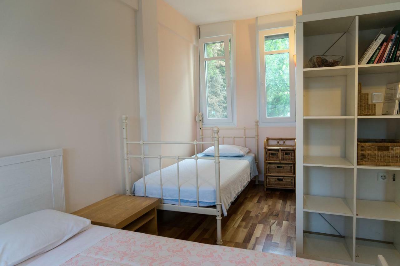 Lovely Apartm.Near Airport Kardia Экстерьер фото